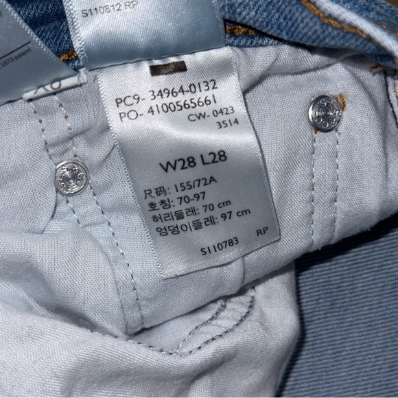 LEVI'S Wedgie Straight Leg High Rise Distressed Torn Blue Jeans Ankle - Picture 11 of 13